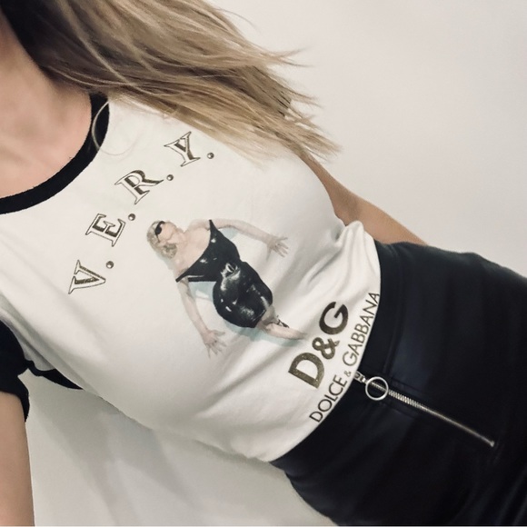 Authentic Vintage D&G Dolce & Gabbana Graphic Very T-shirt Size XS - Picture 2 of 15
